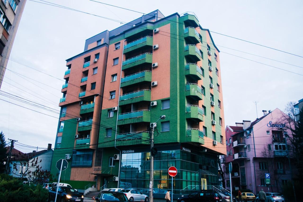 Apartment Aleksija Ni Eksteriør billede
