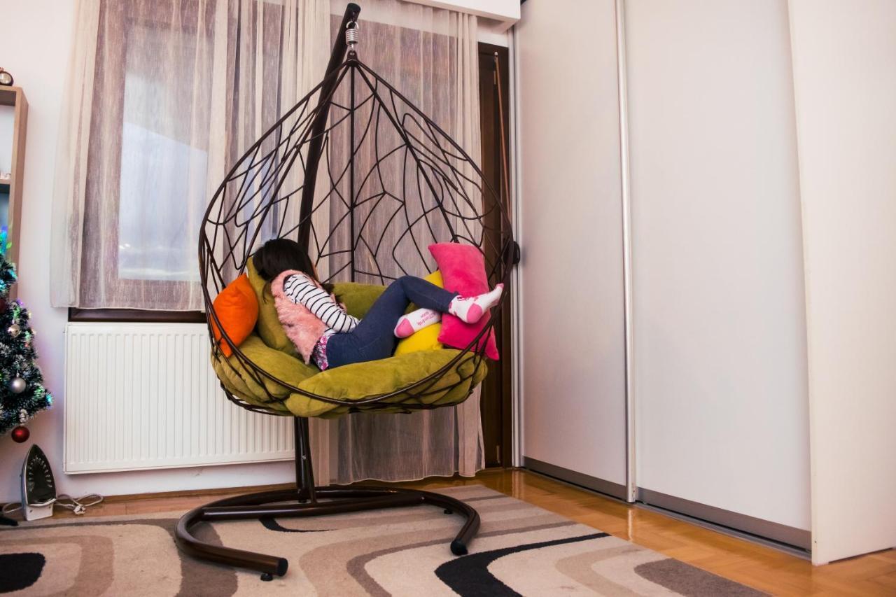 Apartment Aleksija Ni Eksteriør billede