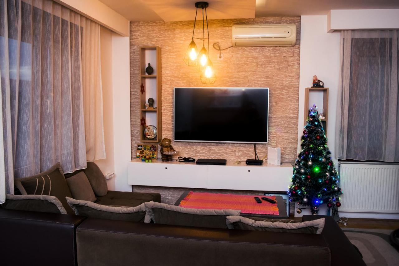 Apartment Aleksija Ni Eksteriør billede