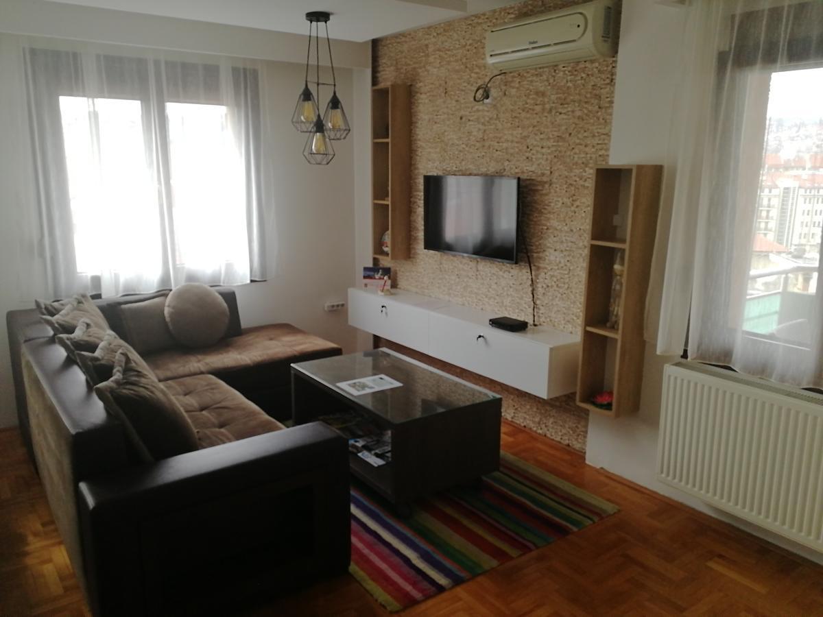 Apartment Aleksija Ni Eksteriør billede